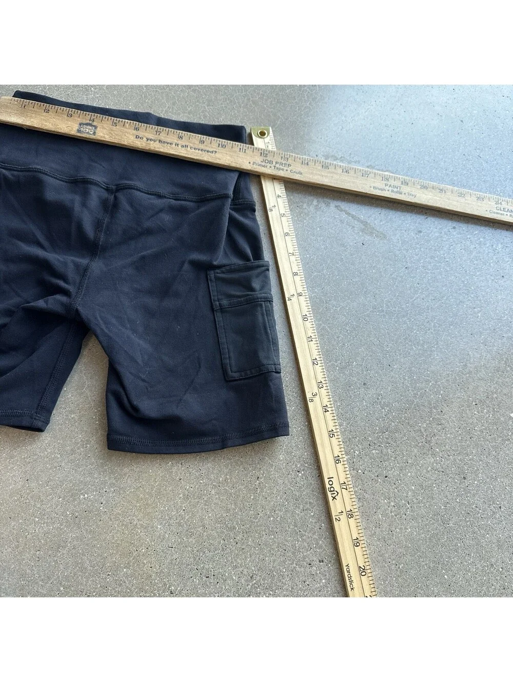 Alo Yoga High Waist Cargo Biker Shorts 7” Inseam Women’s Size XS Black Bike